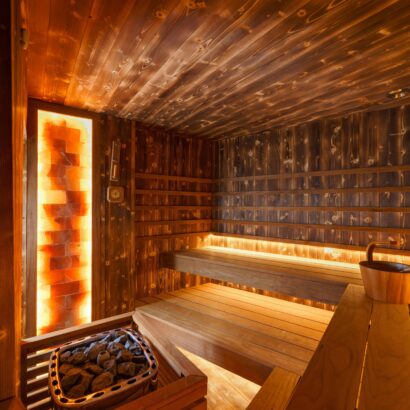 Difference Between Steam Room and Sauna: Which Is Better?